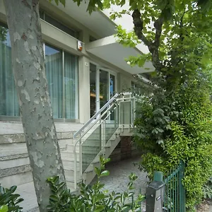 Hotel Rinaldi, Bordonchio